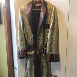 Chinese Embroidery Silk and Satin Robe